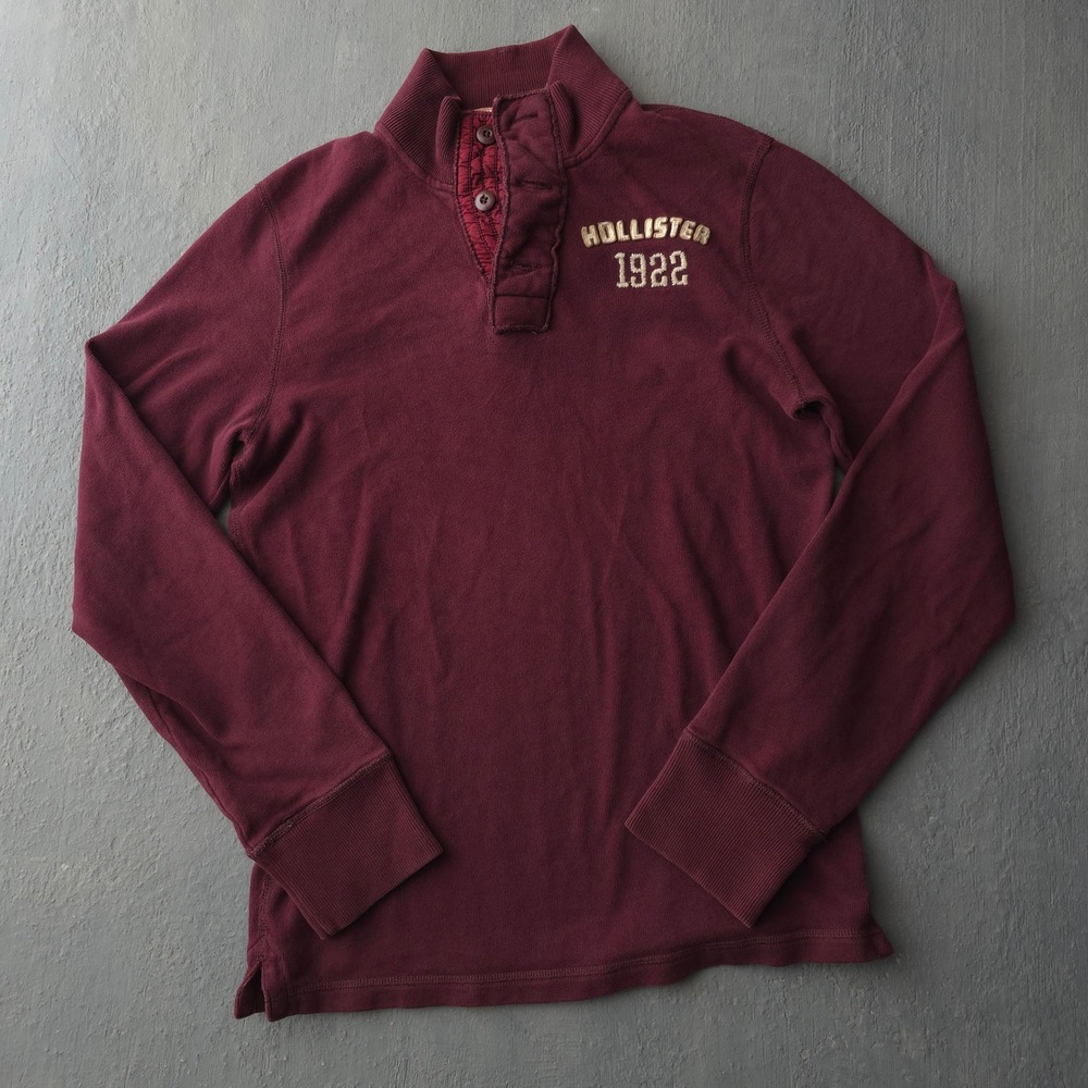 Vintage 2000s Hollister Maroon Henley T-shirt Small Embroidered 1922